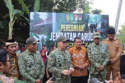 MEMBANGUN UNTUK NEGERI, PANGDAM JAYA RESMIKAN DUA JEMBATAN GARUDA DI KABUPATEN TANGERANG