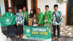 Pemuda Ittihadul Ulama Gelar Santunan Anak Yatim Secara Door to Door di Desa Ranon Pakuniran