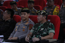 Semarak Hari Bhayangkara ke-80, Polda Bali Gelar Penampilan Wayang Cenk Blong