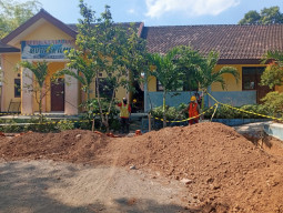 Diduga Tak Sesuai Mekanisme Swakelola, Revitalisasi SDN Sumberkare 1 Probolinggo Jadi Sorotan