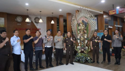 Perkuat Sinergitas Penegakan Hukum, Kapolresta Denpasar Silaturahmi dengan Kajari Denpasar