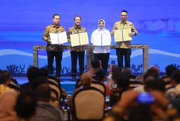 Sambut Hari Kemerdekaan RI, PLN Jalin Kerja Sama Strategis dengan Kementerian Kelautan dan Perikanan