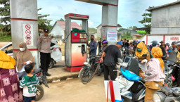 BBM Langka,Masyarakat Menjerit: Polsek Simpang Hilir Perketat Pengamanan SPBU Demi Menjamin BBM Bersubsidi Tepat Sasaran