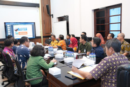 Sambut HUT ke-81 RI: PLN UIP JBTB Perkuat Keandalan Listrik Surabaya Metropolis Lewat Sinergi Bersama Pemkot Surabaya