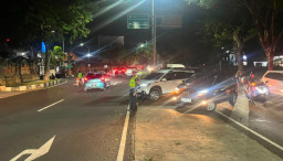 Satlantas Polres Bandara Ngurah Rai Intensifkan Pengaturan Lalu Lintas di Jalur Protokol Bandara
