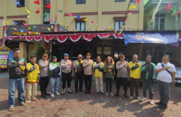 Polsek Tambora Perkuat Sinergitas Melalui Pembagian 35 Paket Sembako Sabuk Kamtibmas