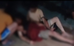 Tersinggung Diteriaki 'Maling', Mantan Residivis di Sampang Tega Bacok Paman Sendiri Hingga Kritis di Jalan Rajawali