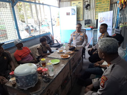 Jaga Jakarta On The Spot, Polsek Kawasan Kalibaru Perkuat Sinergi dengan Bank Sampah Germapin untuk Wujudkan Kamtibmas
