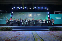 Semarak HUT ke-81 RI, General Manager PLN UIP JBTB Hendro Prasetyawan Raih Penghargaan Prestisius