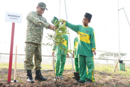 Hari Hutan Nasional, Korem 052/Wijayakrama Tanam 2.000 Pohon Sebagai "Kado untuk Indonesia"