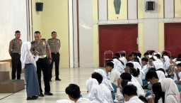 Polrestabes Surabaya Edukasi Siswa SMAN 1 tentang AI, Tekankan Penggunaan Aman dan Etis