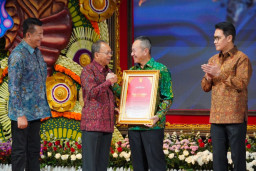 Sinergi Kuat Wujudkan Bali Aman: Pangdam IX/Udayana Raih Penghargaan Kerthi Bali Sewaka Nugraha
