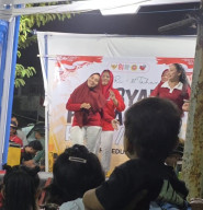 Warga Kapasari Pedukuhan Gelar Tirakat Jelang HUT RI ke-81, Potong Tumpeng dan Pentas Seni Meriah