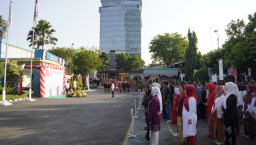 PLN Icon Plus dan PLN Ketintang Gelar Upacara HUT ke-81 RI, Kobarkan Semangat Indonesia Berdaulat