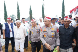 Wujudkan Swasembada, Wakapolri Pimpin Langsung Penanaman Perdana Bawang Putih Serentak