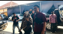 Polisi Usut Kasus Pengeroyokan Wanita di Sampang yang Viral di Media Sosial