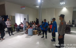 JJOS Pelayanan & Pengamanan Embarkasi KM Bukit Raya Tujuan Kijang Berlangsung Aman dan Lancar, 228 Penumpang Terlayani