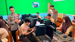 Polres Pelabuhan Tanjung Priok Edukasi 80 Siswa SMK Al Jihad tentang Pemanfaatan AI dan Bahaya Cybercrime