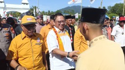 Melepas Kerinduan,Oso di Sambut Meriah Warga Kayong Utara