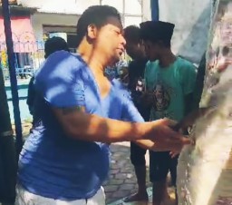 Pimpinan Redaksi Beritakompas.com Melakukan Potong Ekor Kambing Qurban, di Hari Raya Idul Adha 1444 H Tahun 2023