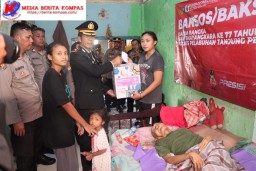 Giat Anjangsana, Polres Pelabuhan Tanjung Perak Beri Perhatian ke Warga Sakit Menahun