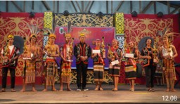 Festival Budaya Famole' Beo' Banuaka' Tamambaloh Tahun 2023 Secara Resmi di Tutup Oleh Bupati 