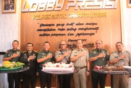 Dampingi Asisten Kasad dan staf ahli Kasad, Danrem 052/Wkr Silaturahmi ke Mapolres Metro Jakarta Utara