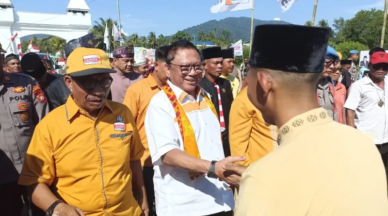 Melepas Kerinduan,Oso di Sambut Meriah Warga Kayong Utara
