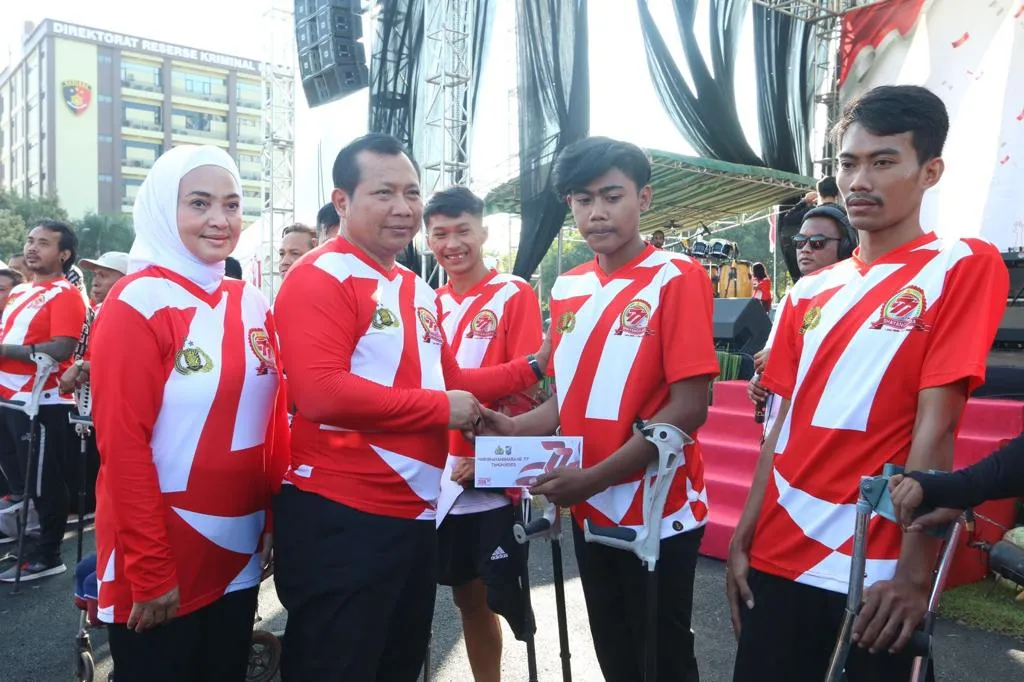 Warga Disabilitas Binaan Polisi RW Polda Jatim Meriahkan Hari Bhayangkara ke-77