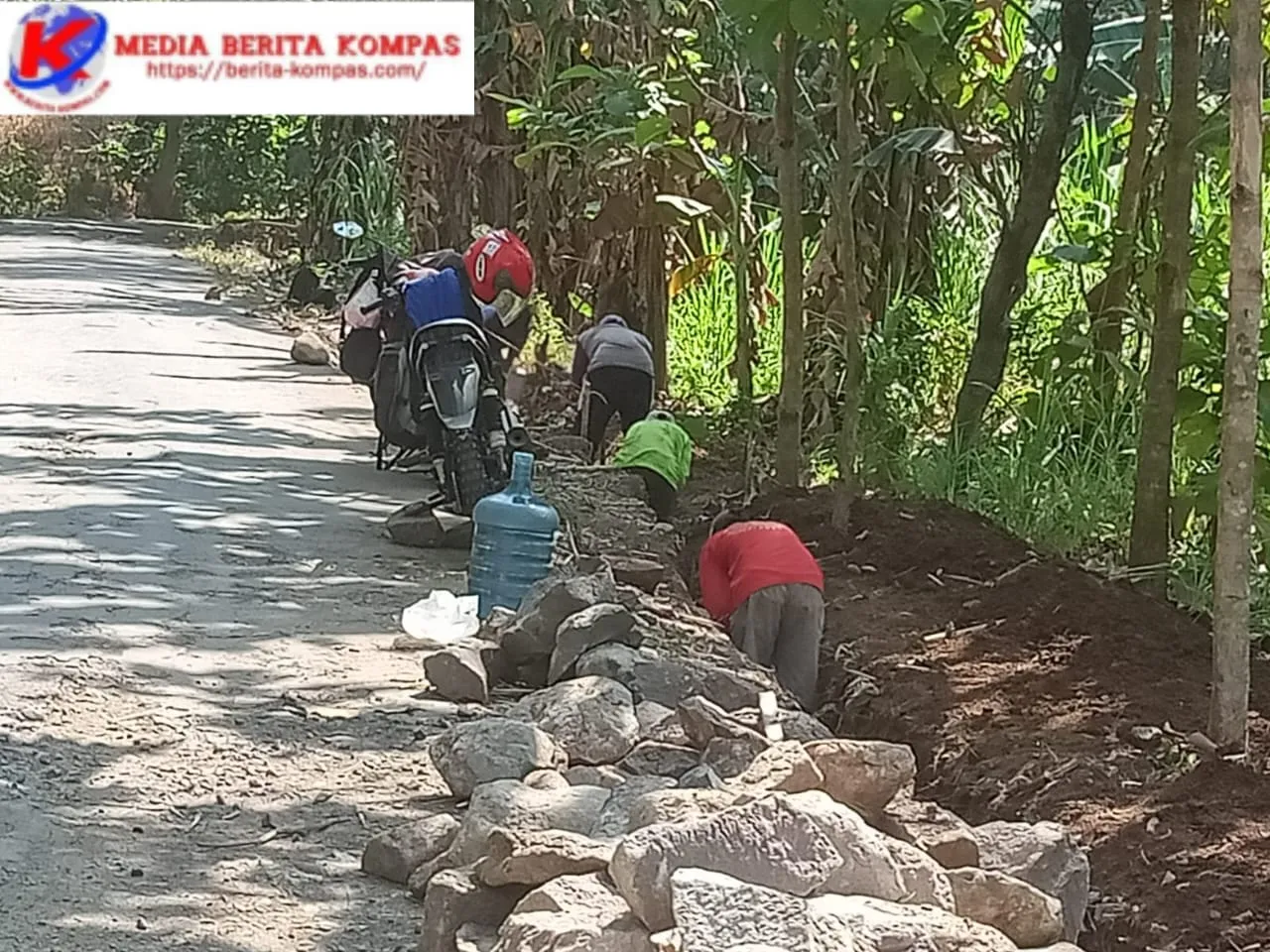 Proyek Pembangunan Badan Jalan Dari PUPR Tidak Dilengkapi K3