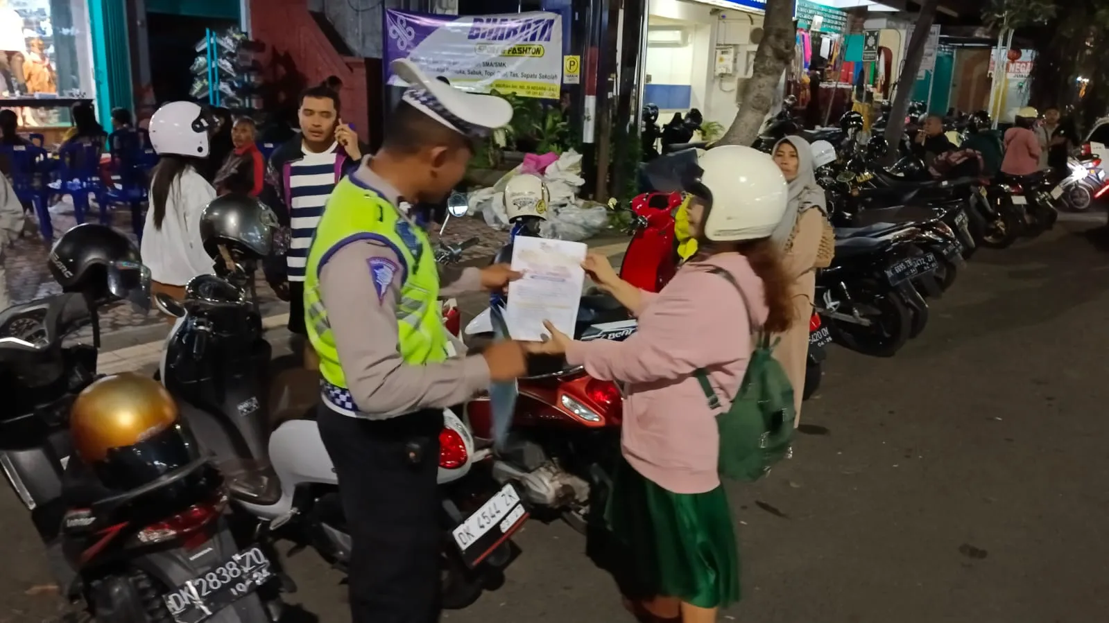 Ops Patuh Agung 2023 Polres Jembrana Gencarkan Sosialisasi Tertib Berlalulintas Kepada Masyarakat