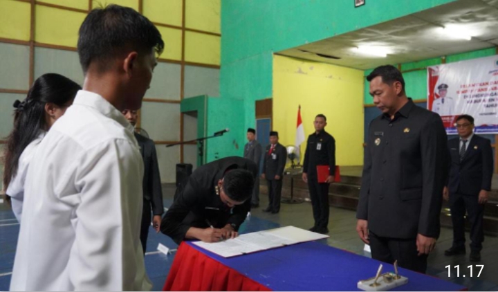 157 Orang ASN di Lingkungan Pemkab Kapuas Hulu Telah di Lantik Menjadi Pejabat Fungsional