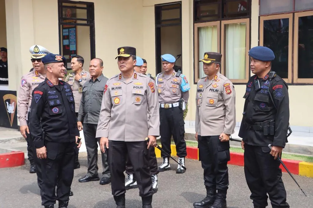 Kapolres Jembrana Sambut Kunjungan Kerja Kapolda Bali di Mako Batalyon C Pelopor Gilimanuk