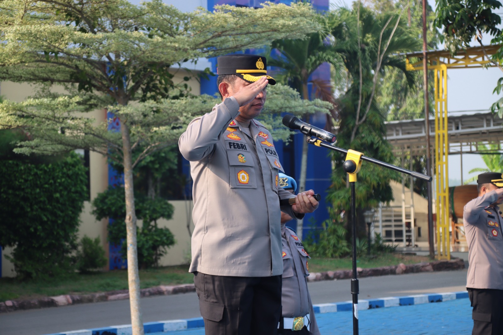 Kapolres Bangkalan Memberikan Reward Penghargaan Kepada 47 Anggota Punggawa