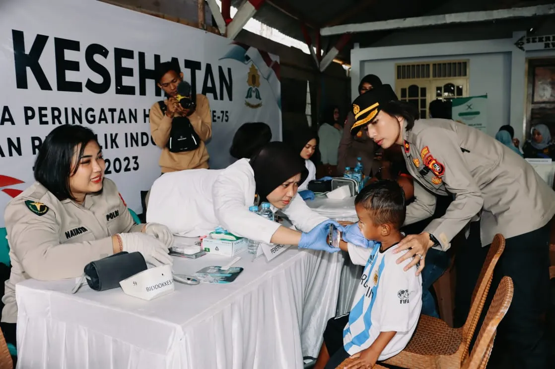 Peringati HUT ke-75, Polisi Wanita Republik Indonesia Gelar Kegiatan Bakti Kesehatan