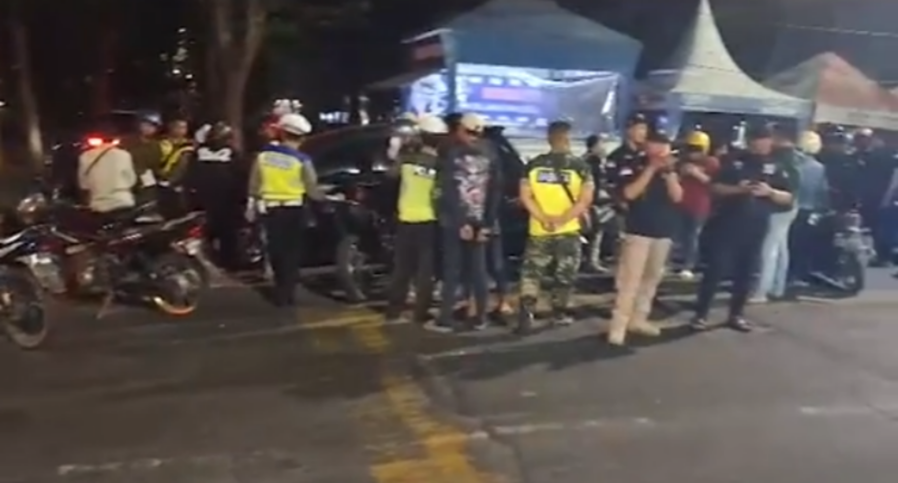 Jaga Kamtibmas, Satlantas Polrestabes Surabaya lakukan Penyekatan Sehubungan Pengesahan PSHT