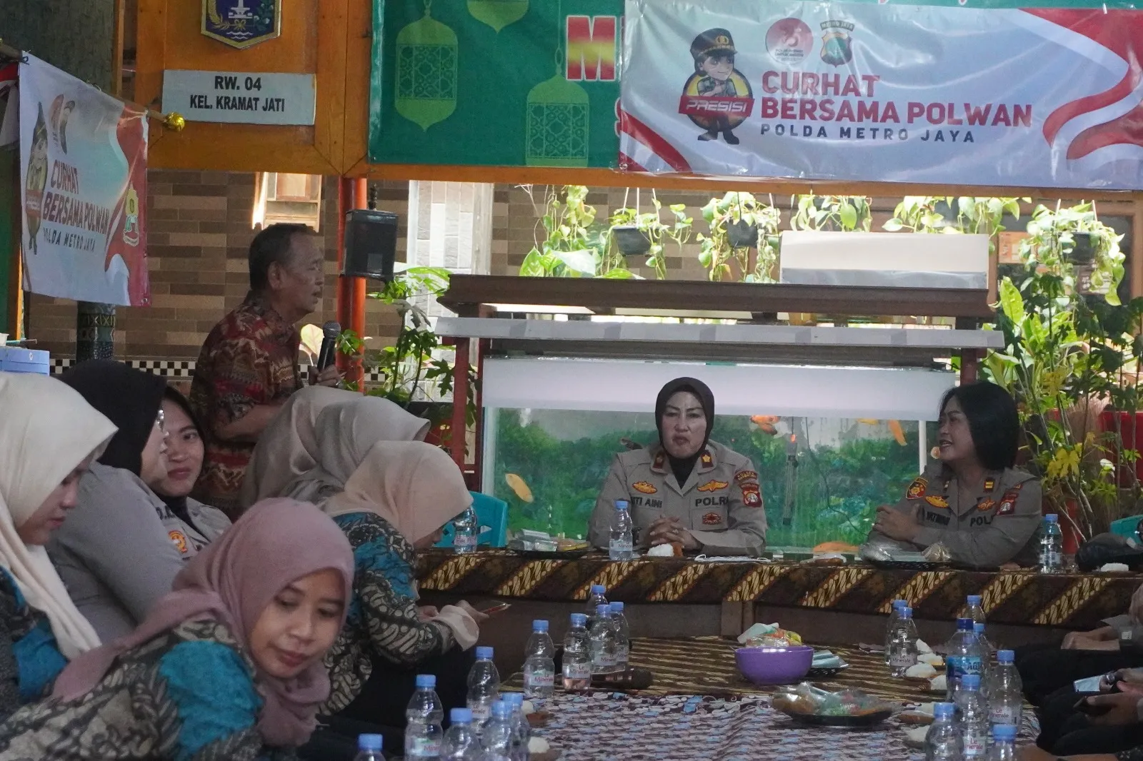 Rangkaian Hari Jadi Polwan ke-75 Polwan Polres Metro Jakarta Timur Gelar Acara "Curhat Bersama Polwan"