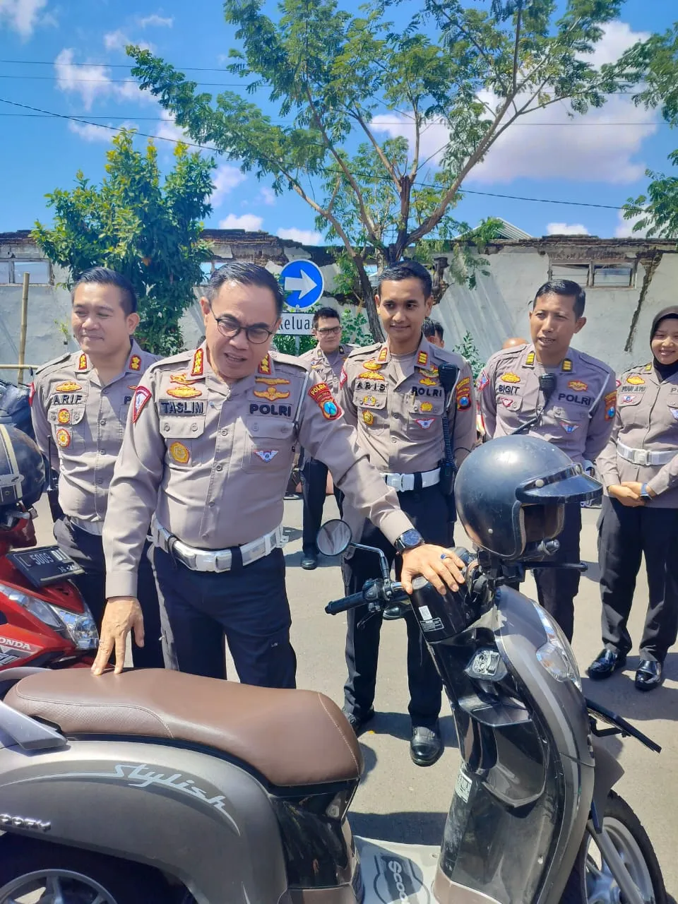 Kombes Pol Taslim, Kunjungan ke Satpas Colombo Surabaya, Cek Perubahan Lintasan Uji Praktek SIM C Huruf S