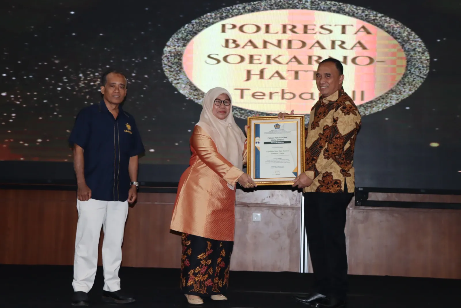 Polresta Bandara Soekarno-Hatta Dapat Penghargaan dari Kantor Pelayanan Kekayaan Negara dan Lelang (KPKNL) Tangerang II