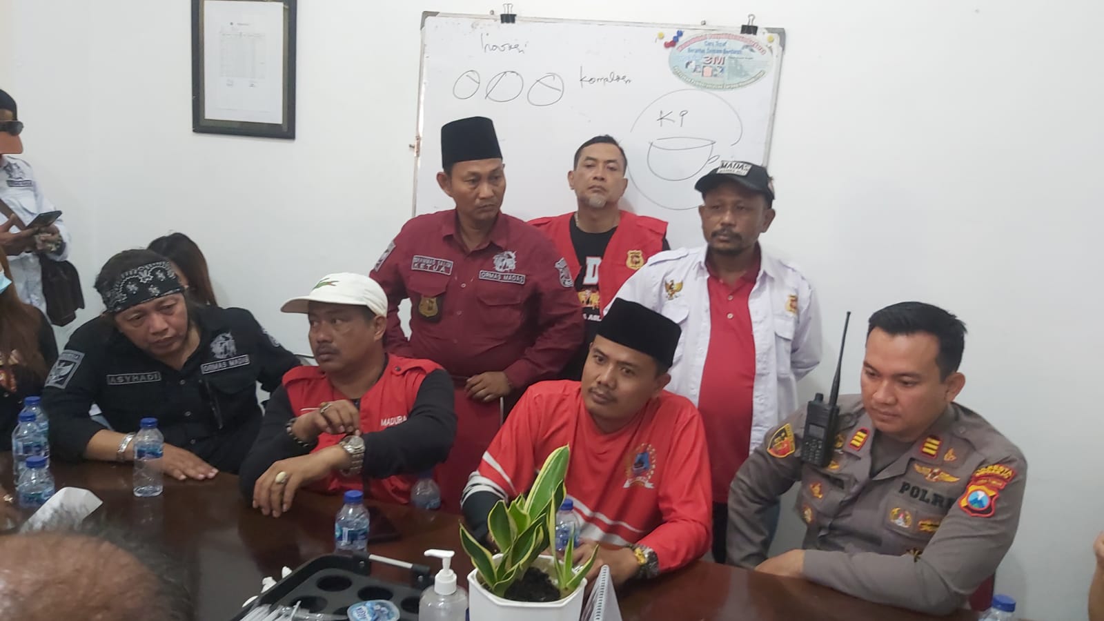 AMI dan MADAS Minta Bupati Sidoarjo Untuk Mengembalikan Para Pedagang Pasar Larangan Sisi Timur Kembali Ketempat Semula