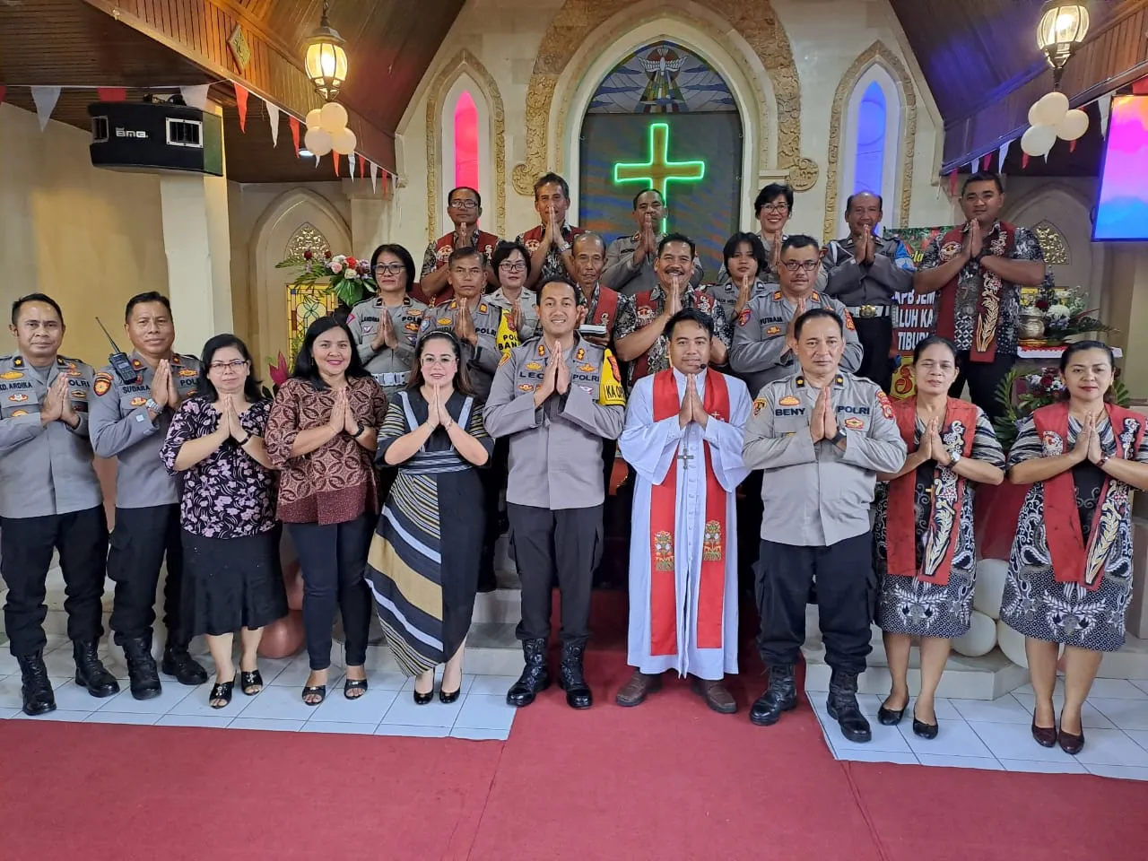 Minggu Kasih Kapolres Tabanan Suluh Kasih di GKPB Jemaat Ikut Jaga Kamtibmas Tetap Kondusif
