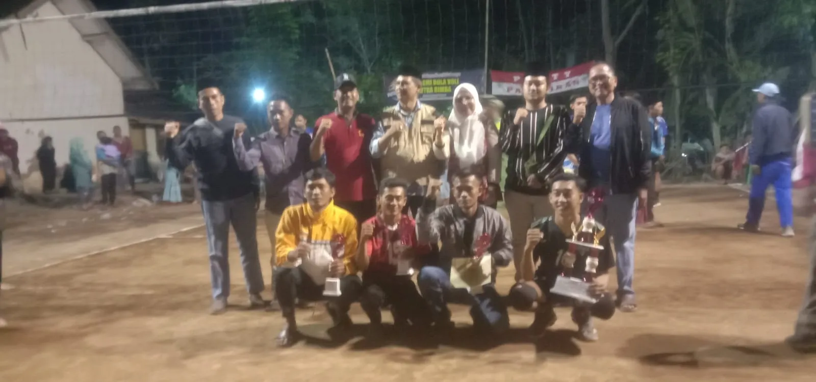 Anggota DPRD kabupaten Probolinggo Dapil III Hadiri Final Turnamen Bola Voli Antar Desa Dalam Rangka Memeriahkan HUT RI ke 78