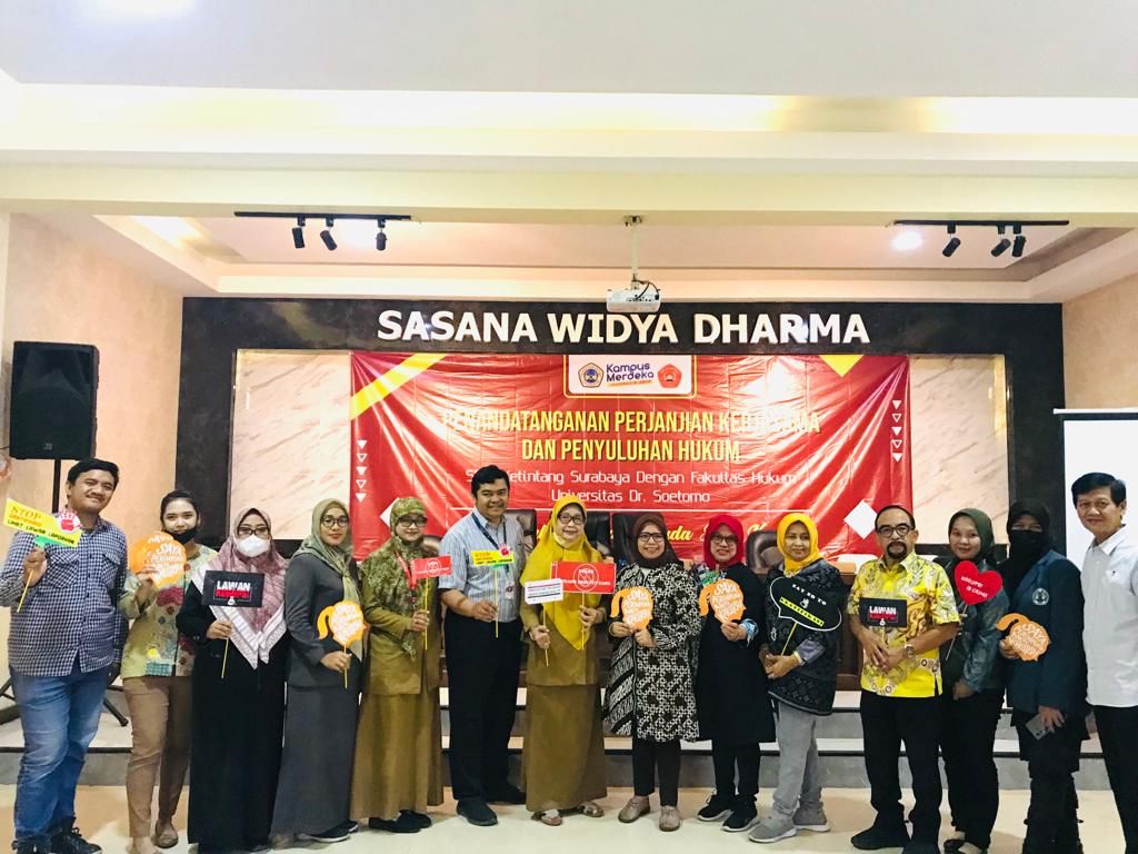 FH Unitomo dan SMK Ketintang Jalin Kerjasama Gelar Penyuluhan Hukum 