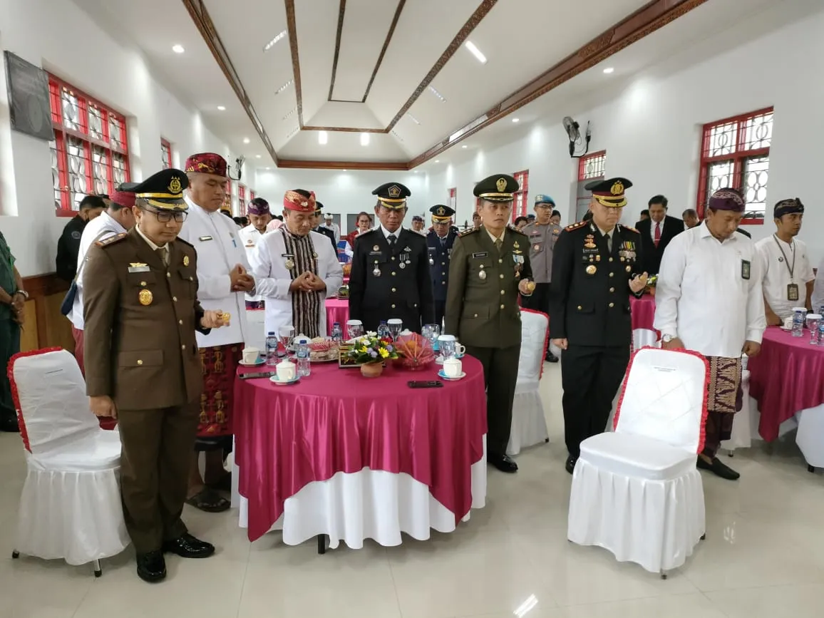 Kapolres Karangasem Hadiri Acara Pemberian Remisi Umum Bagi Narapidana Warga Binaan di Lapas Kelas II B Karangasem Pada Hari Kemerdekaan RI Ke-78 