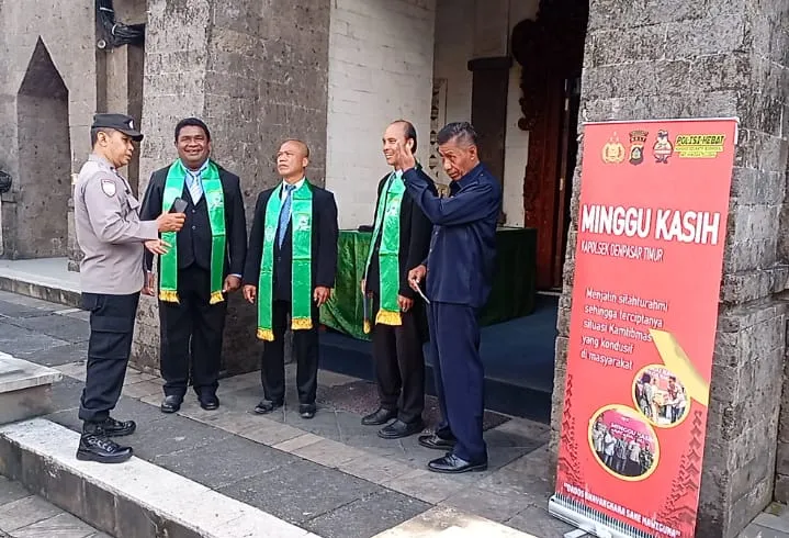Program Minggu Kasih Polsek Dentim Dengar Keluhan Masyarakat