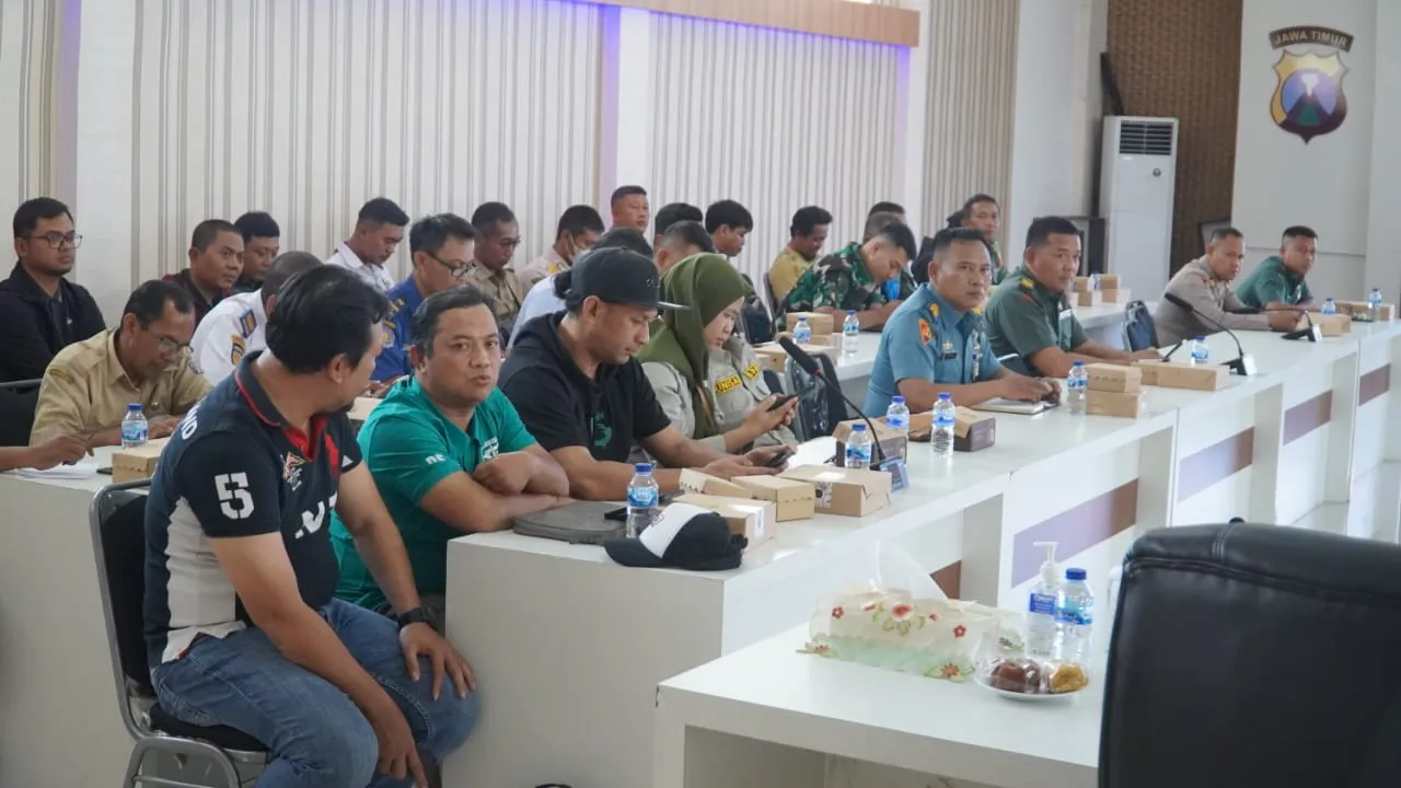 Polrestabes Surabaya Terjunkan 2182 Personil, Amankan Bola Persebaya vs Borneo FC