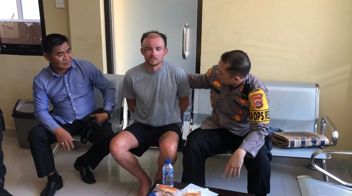 Seorang Nelayan Menemukan WNA Tengah Laut Candidasa di Amankan Polres Karangasem