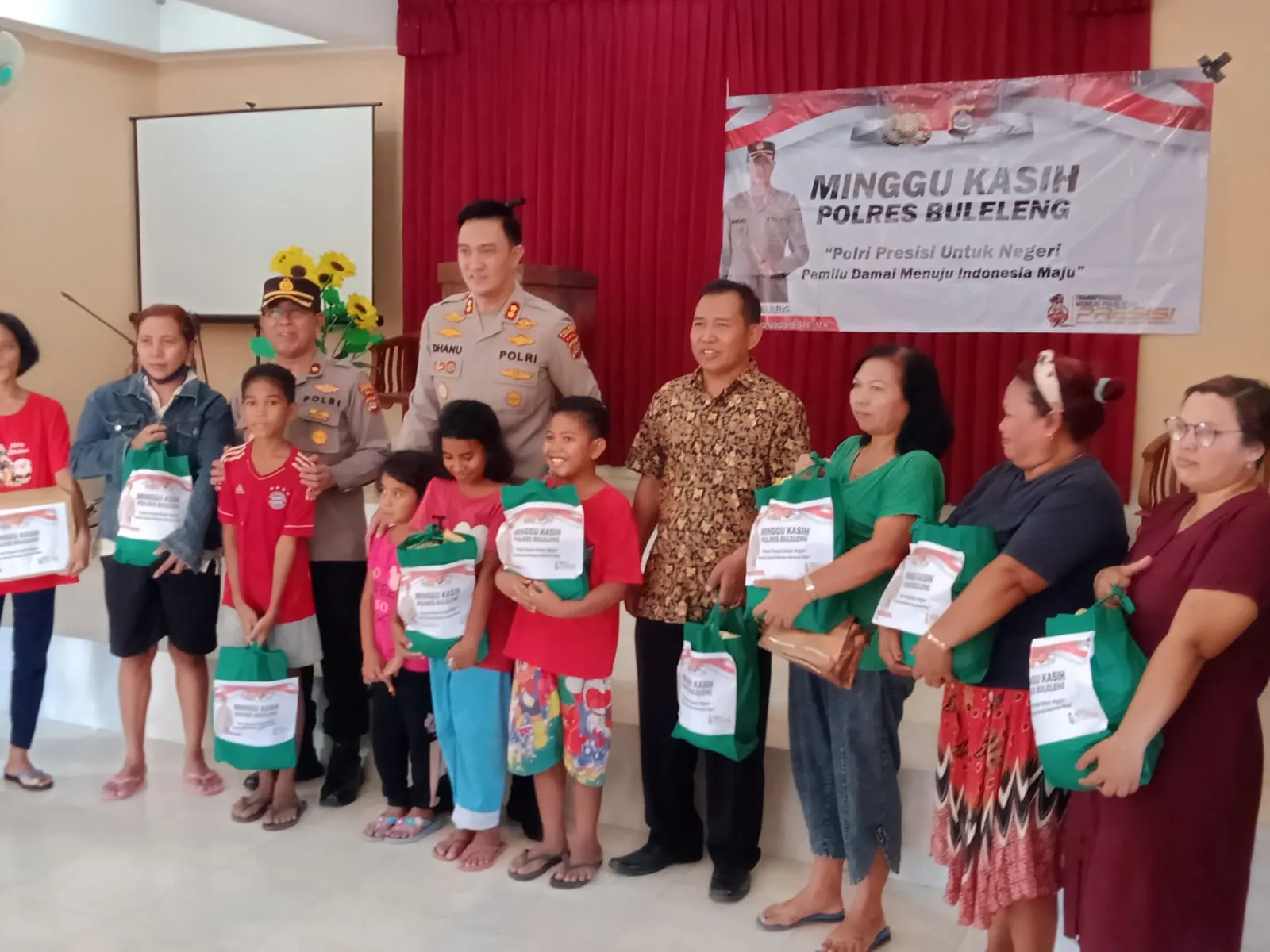 Polres Buleleng Sambangi GBII Singaraja Dalam Giat Minggu Kasih