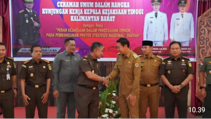 Kejati Kalbar Kunjungan ke Kabupaten Kapuas Hulu Dalam Rangka Mensosialisasikan Peran Kejaksaan Dalam Pencegahan Tipikor