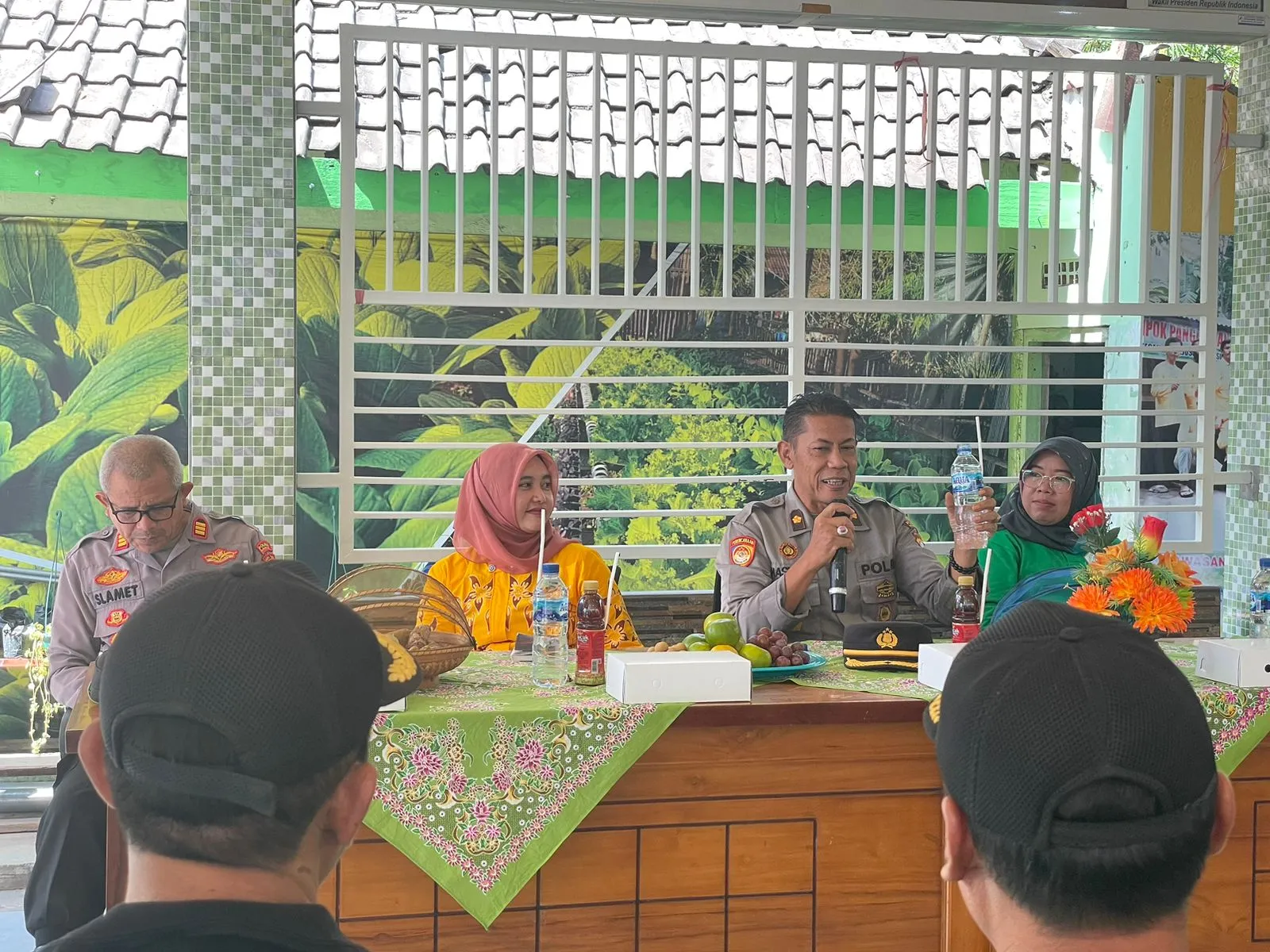 Polres Pasuruan Kota Giat Program Jum'at Curhat di Balai Desa Ketegan Wilayah Hukum Polsek Rejoso